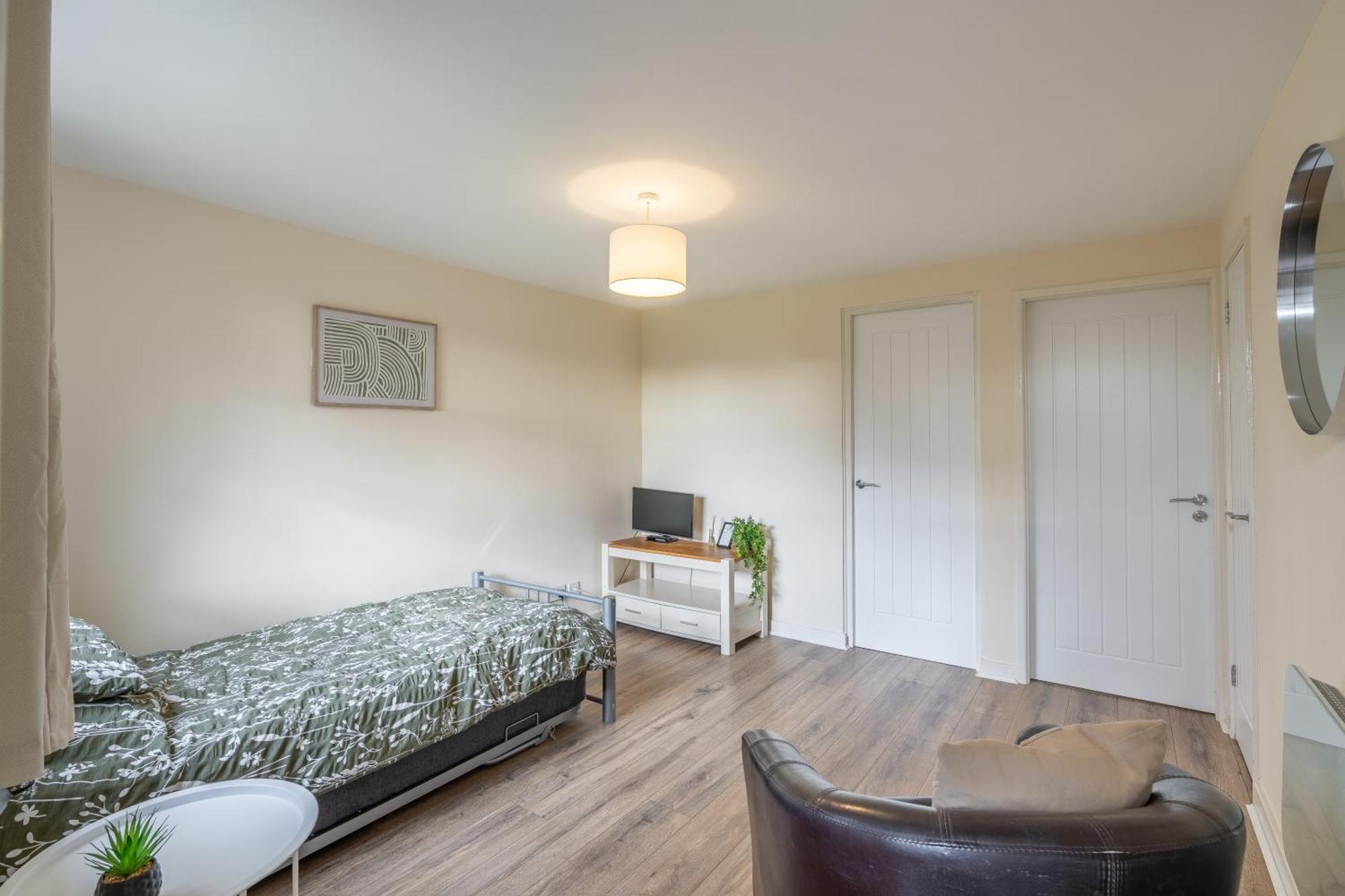 Modern Studio Flat In Wellington, Telford Wellington  Bagian luar foto